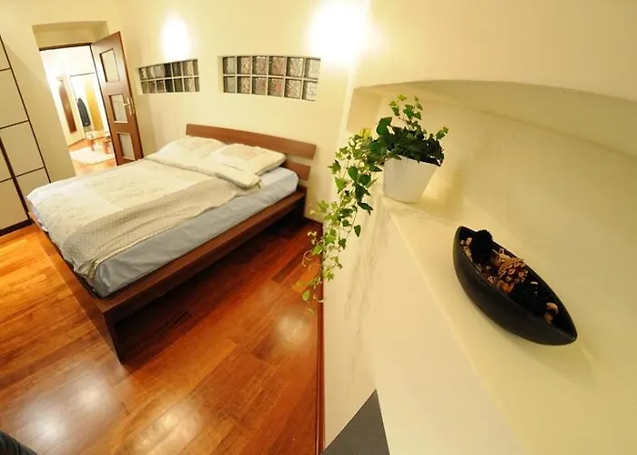 Atena - Pantheon Apartments